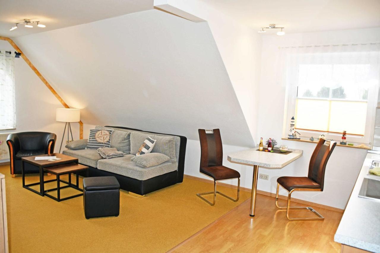 Sellin  Ferienwohnungen Zwischen Ostsee Und Bodden מראה חיצוני תמונה